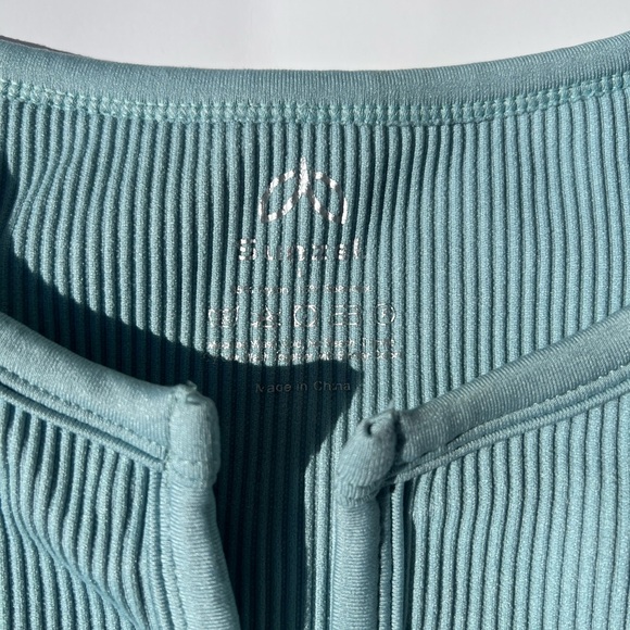 Women's Blue Set - Picture 2 of 6